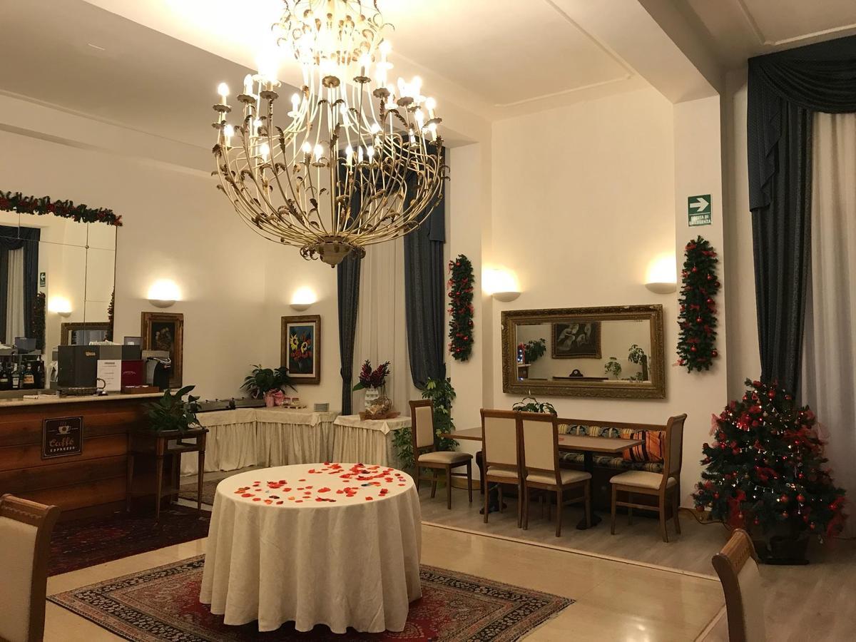 Hotel Alexander Palme Chianciano Terme Kültér fotó