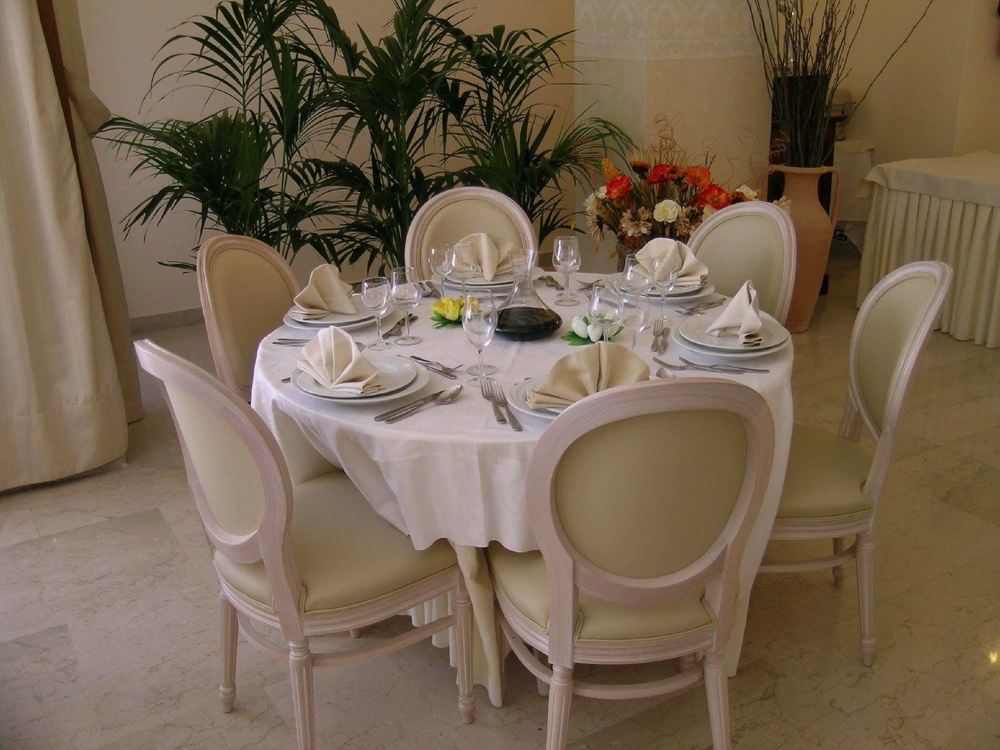 Hotel Alexander Palme Chianciano Terme Kültér fotó